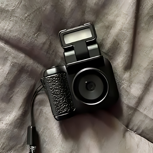 RetroVibes Mini Camera